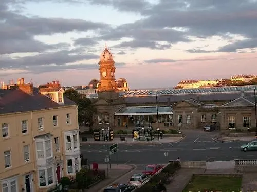 Admiral Hotel 4*, Scarborough
